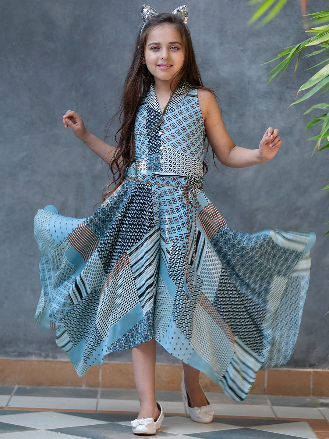 

Peppermint Girls Blue & Black Printed Culotte Jumpsuit