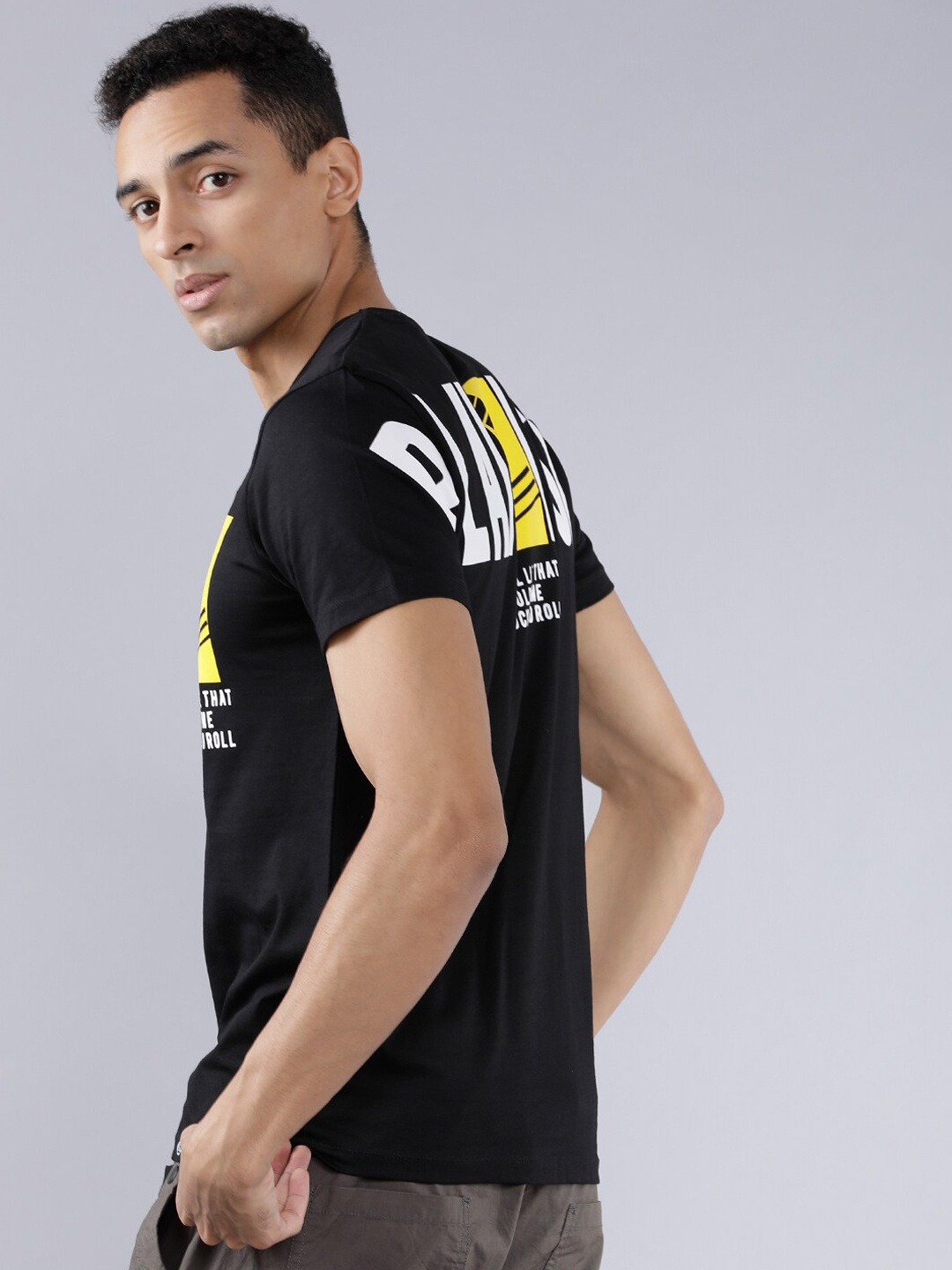 

LOCOMOTIVE Men Black Printed Round Neck T-shirt