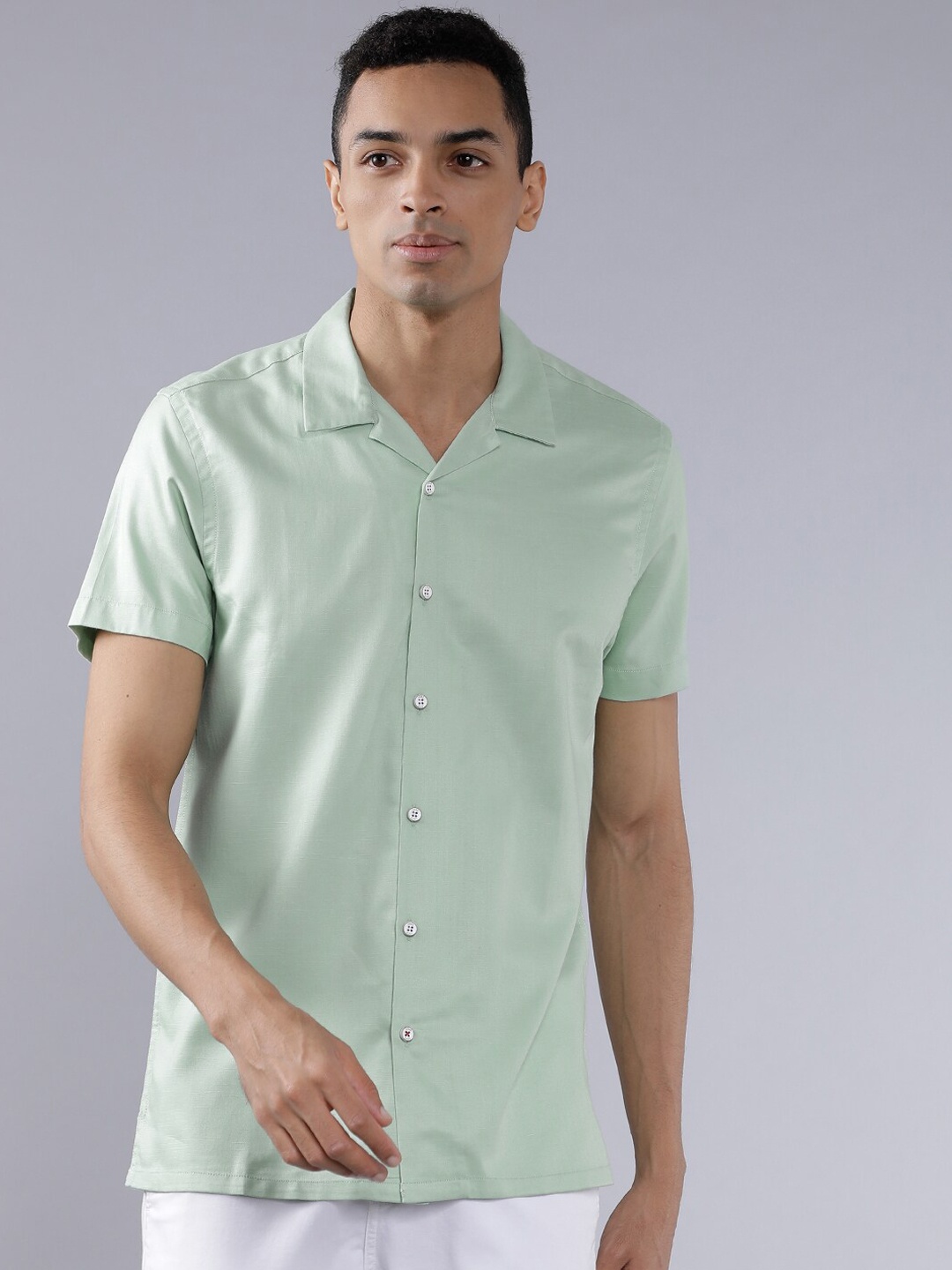 

LOCOMOTIVE Men Sea Green Slim Fit Solid Casual Shirt