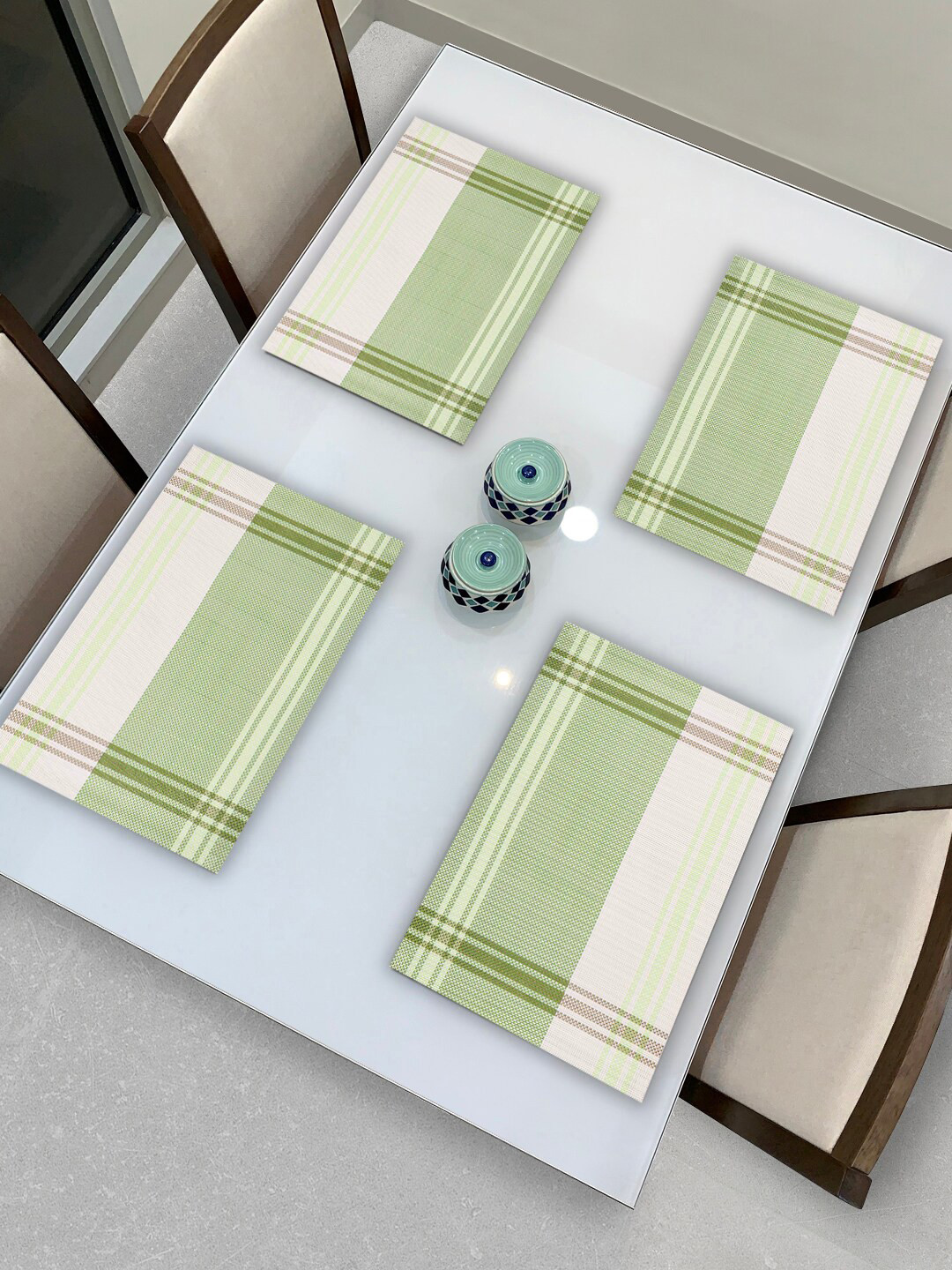 

HOKIPO Set Of 4 Green & White Striped Heat Resistant Table Placemats