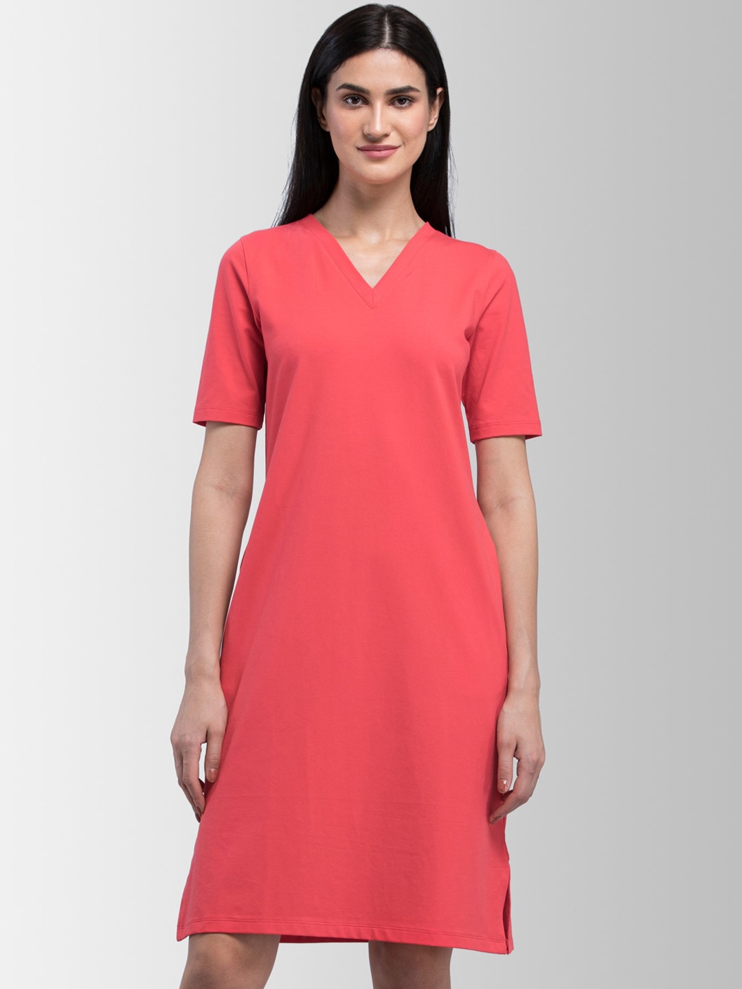 

FableStreet Women Coral Pink Solid V-Neck Shift Dress