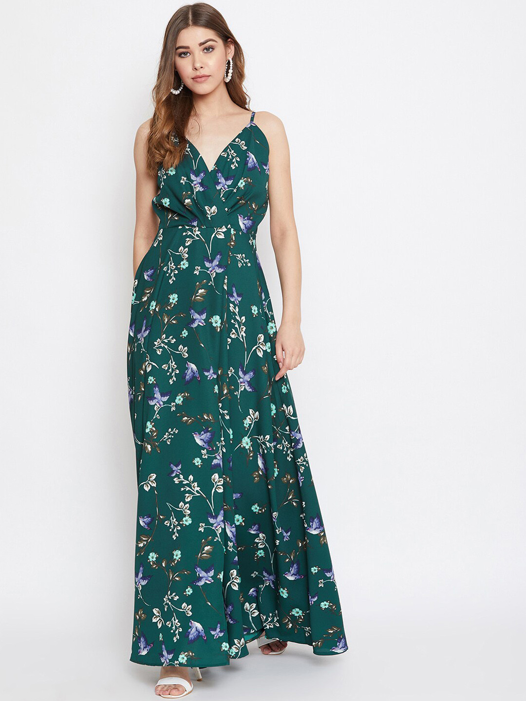 

Berrylush Women Green & Off-White Floral Print Maxi Dress