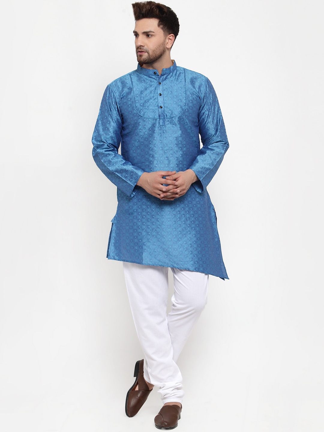 

KLOTTHE Men Blue & White Self Design Kurta with Pyjamas
