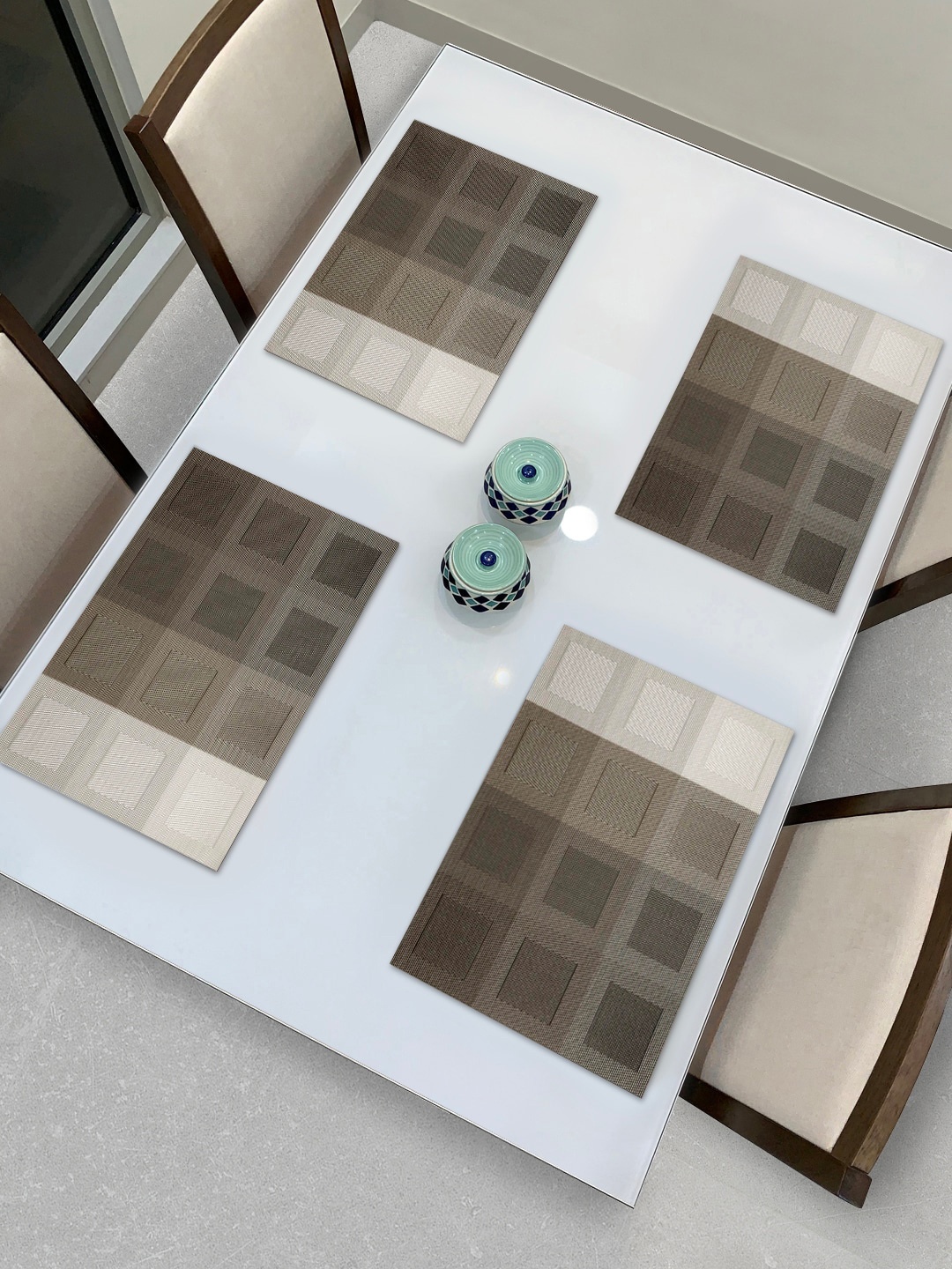 

HOKIPO Set Of 4 Brown & Grey Geometric Washable Table Placemats