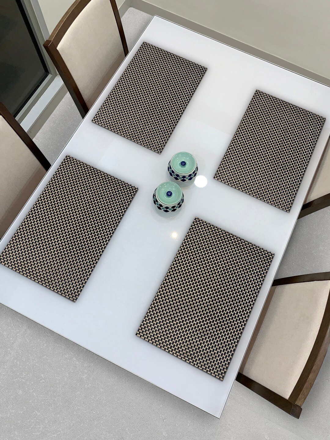 

HOKIPO Set Of 4 Black & Beige Geometric Reversible Table Placemats