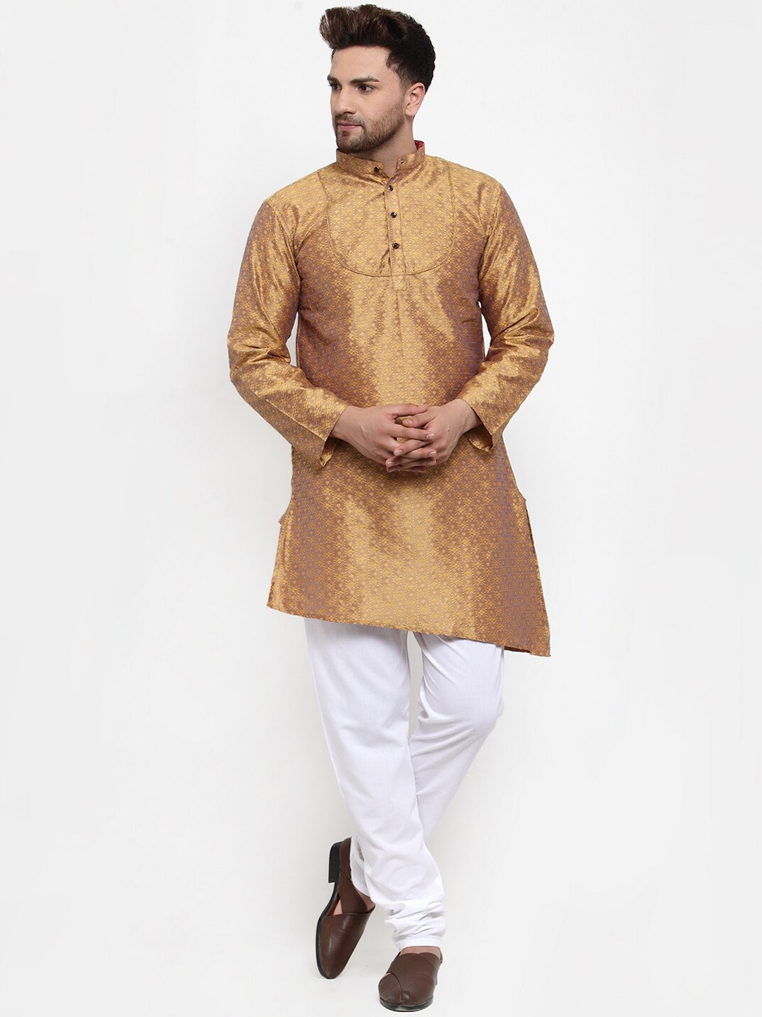 KLOTTHE Men Gold & White Self Design Kurta with Pyjamas