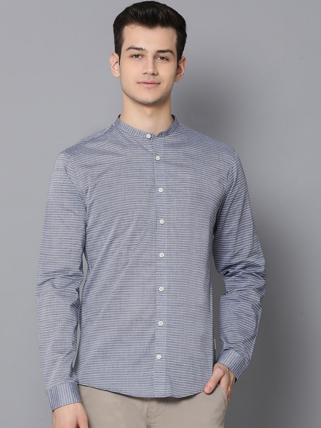 

LINDBERGH Men Navy Blue Slim Fit Striped Casual Shirt
