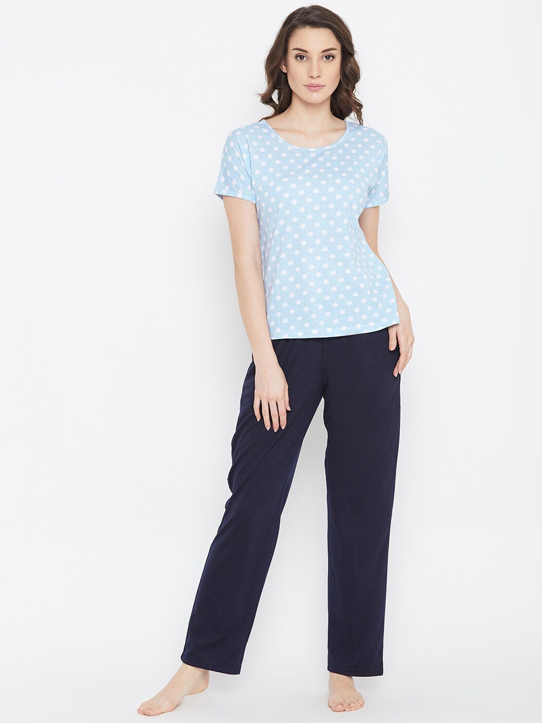 

Clovia Women Blue Printed Night suit