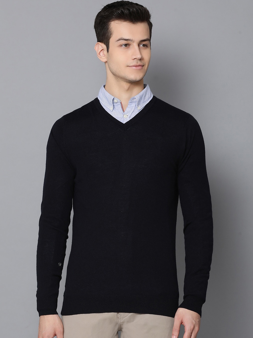 

LINDBERGH Men Navy Blue Solid Pullover Sweater