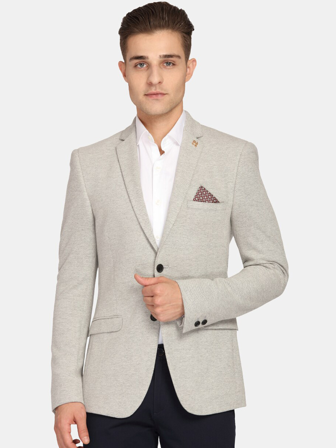 

Theme Men Grey Solid Super Slim-Fit Single-Breasted Casual Blazer