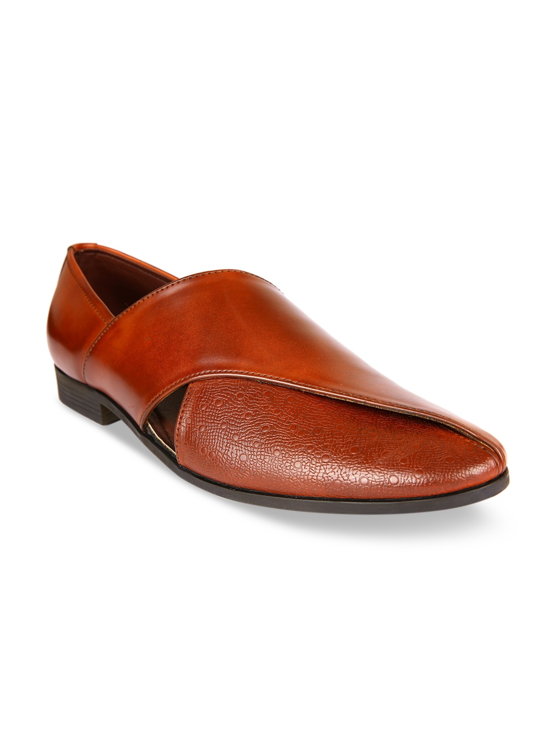 

San Frissco Men Brown Solid Mojaris