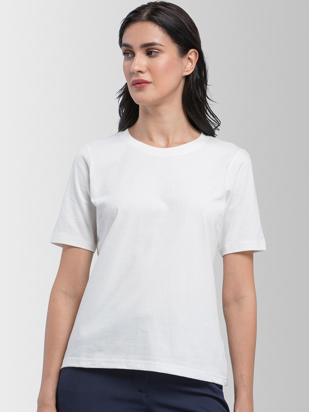 

FableStreet Women White Solid Round Neck T-shirt