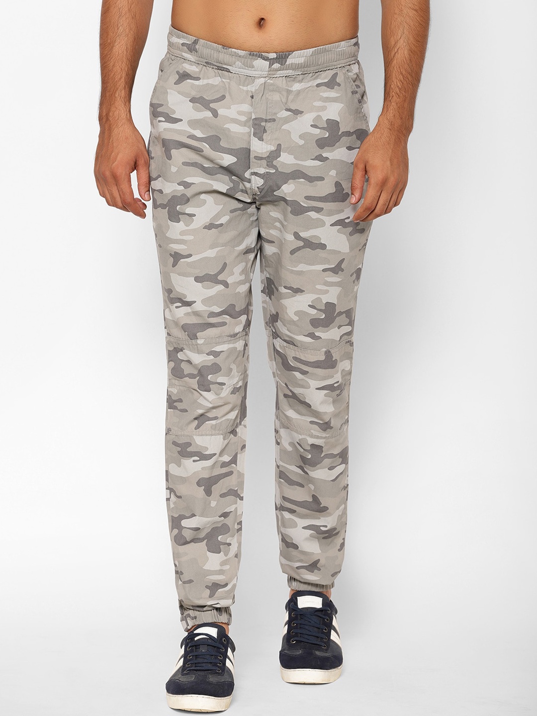 SAPPER Men Grey Slim Fit Camouflage Printed Joggers