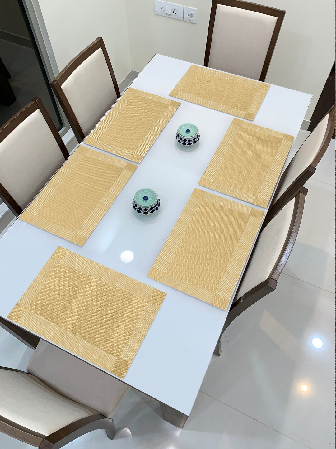 

HOKIPO Gold-Toned Set Of 6 Solid Heat Resistant Table Placemats, Brown