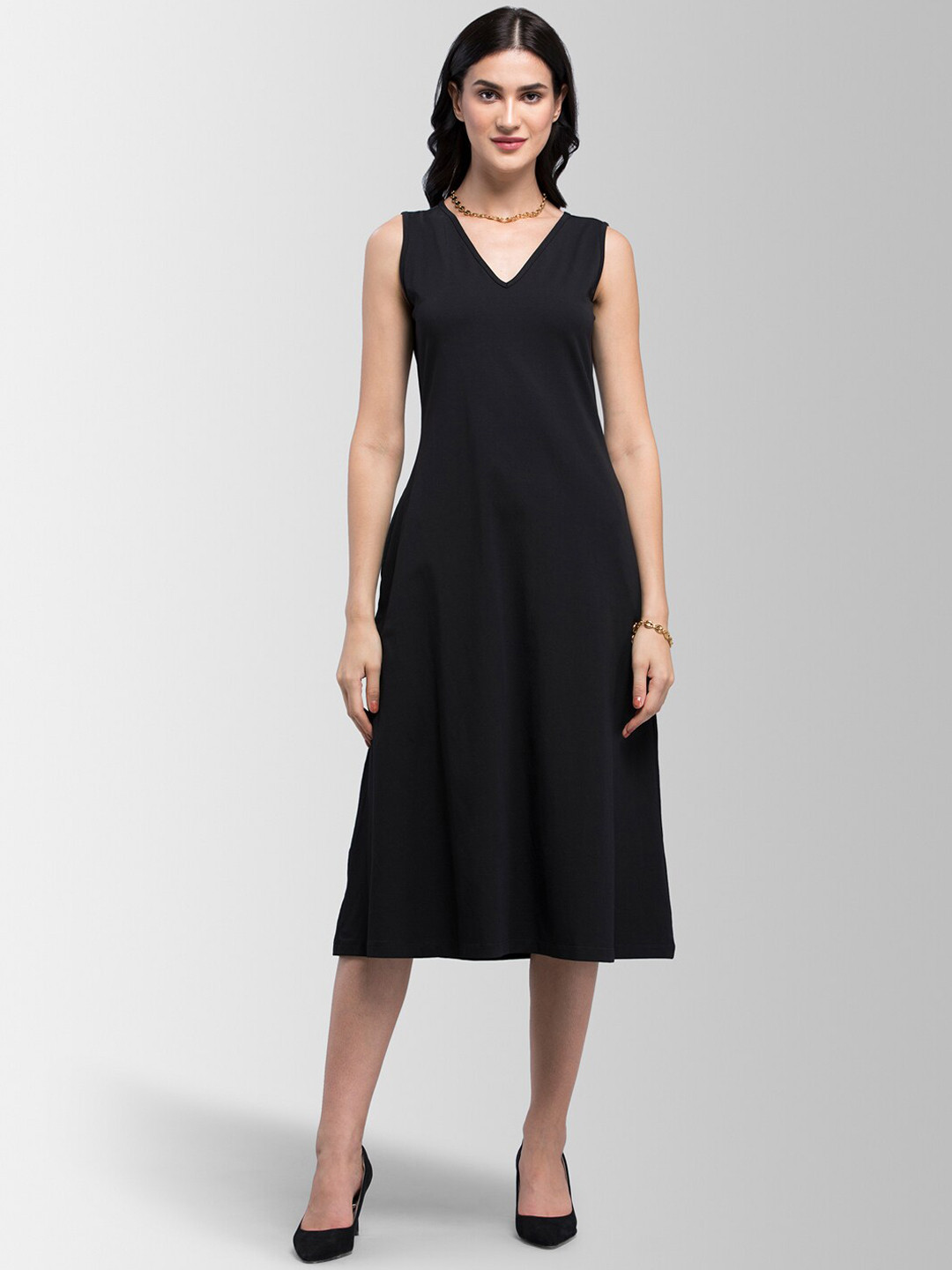 

FableStreet Women Black Solid A-Line Dress