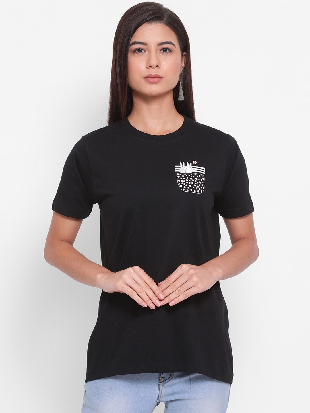 

YOLOCLAN Women Black Solid Round Neck Pure Cotton T-shirt