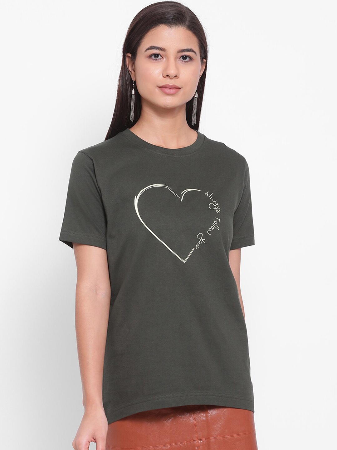 

YOLOCLAN Women Olive Green Printed Round Neck Pure Cotton T-shirt