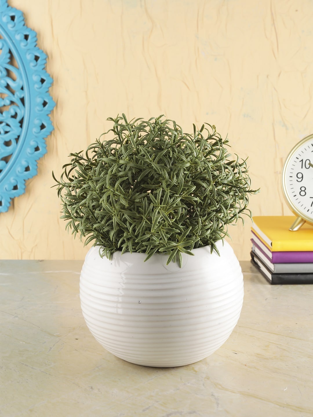 

VarEesha White Round Spiral Glossy Ceramic Planter