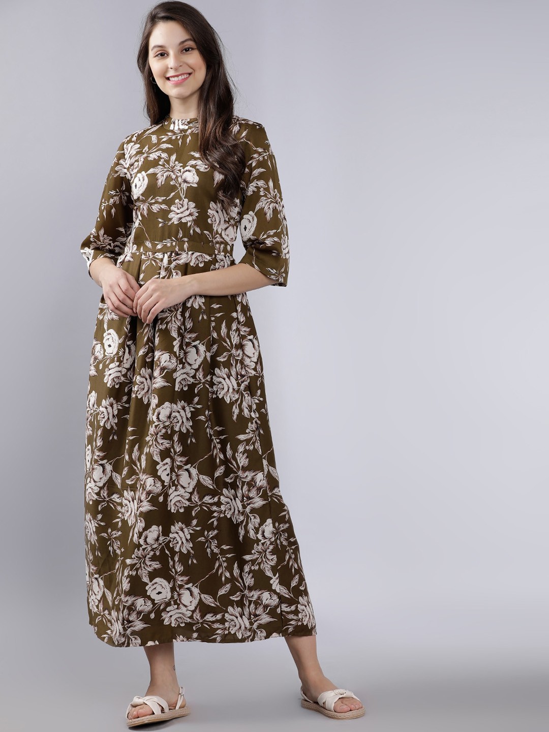 

Tokyo Talkies Women Olive Green Floral Printed Fit and Flare Dress