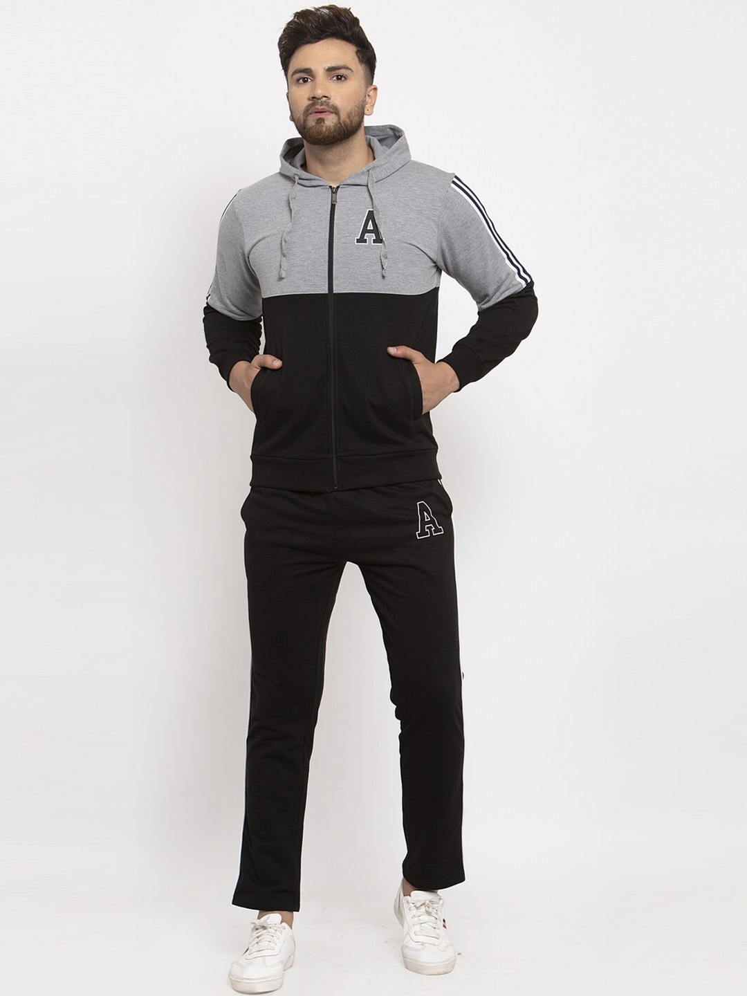

WILD WEST Men Black & Grey Colourblocked Tracksuit