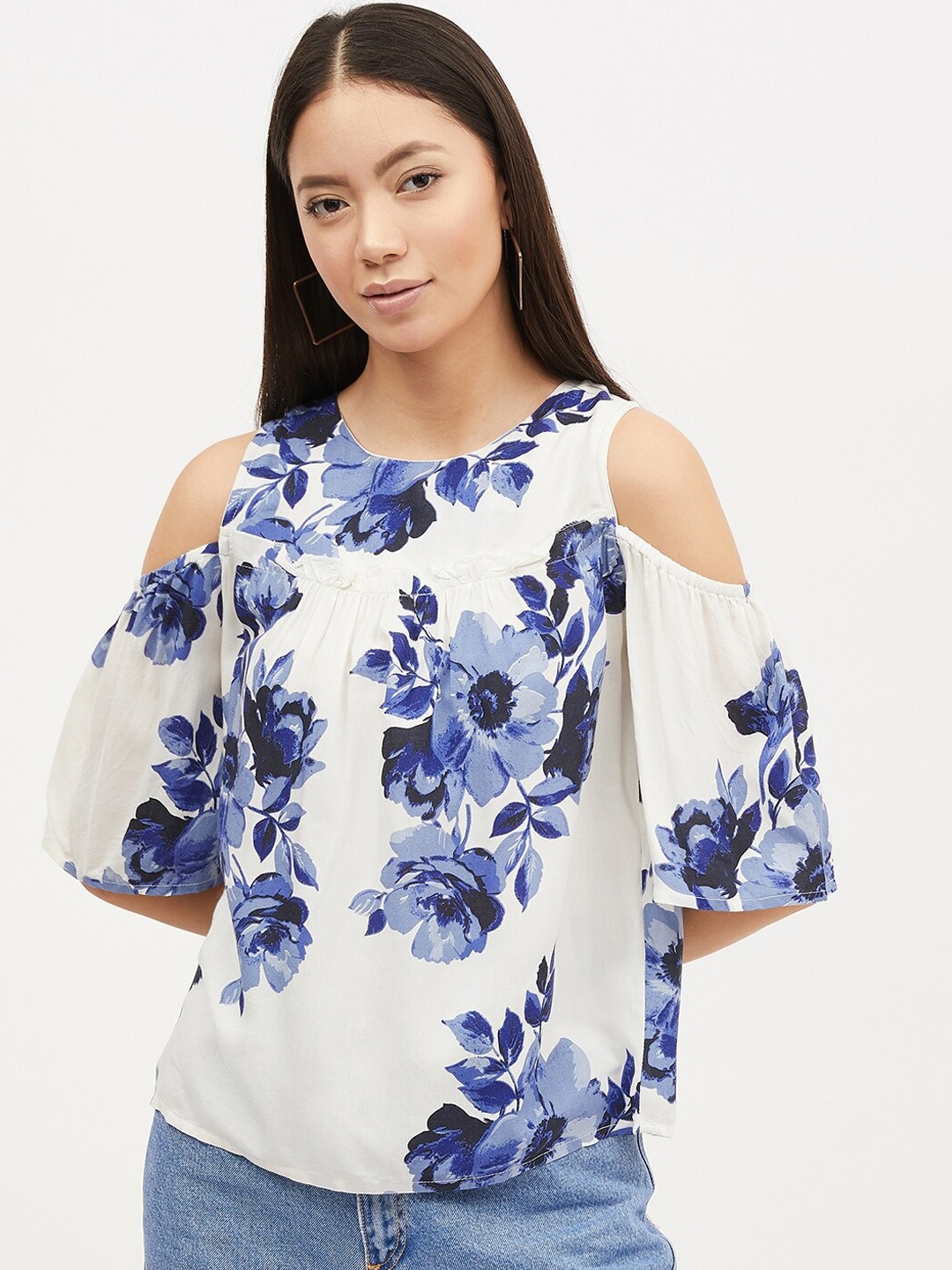 

Harpa Women White & Blue Floral Printed Top