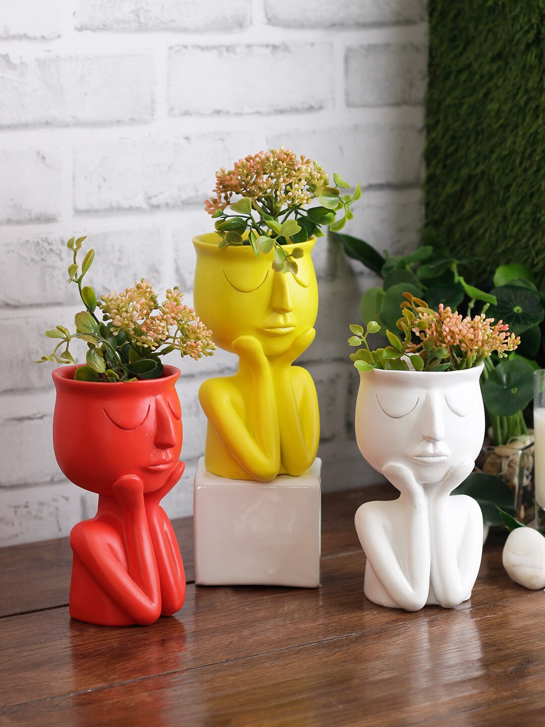 

TAYHAA Set Of 3 Solid Human Figurine Ceramic Flower Vases, White