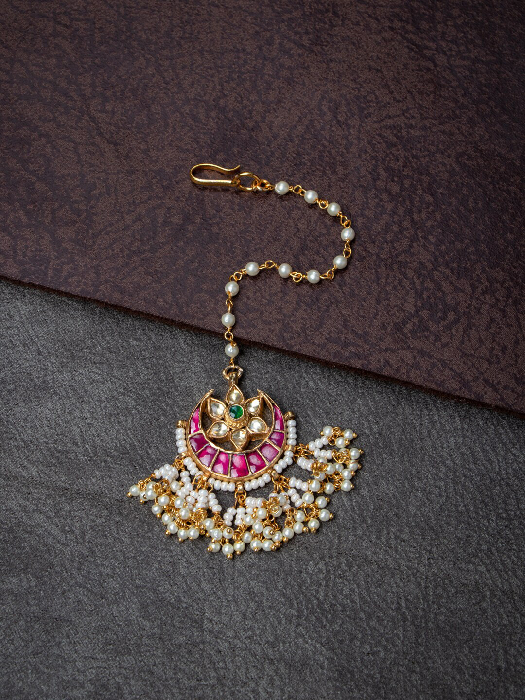 

MORKANTH JEWELLERY Gold-Plated Pink & Off-White Kundan-Studded Beaded Handcrafted Maang Tikka