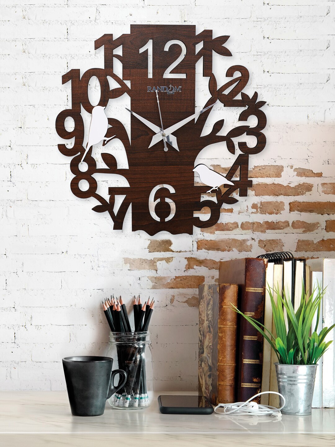 

RANDOM Brown Round Textured Analogue Wall Clock