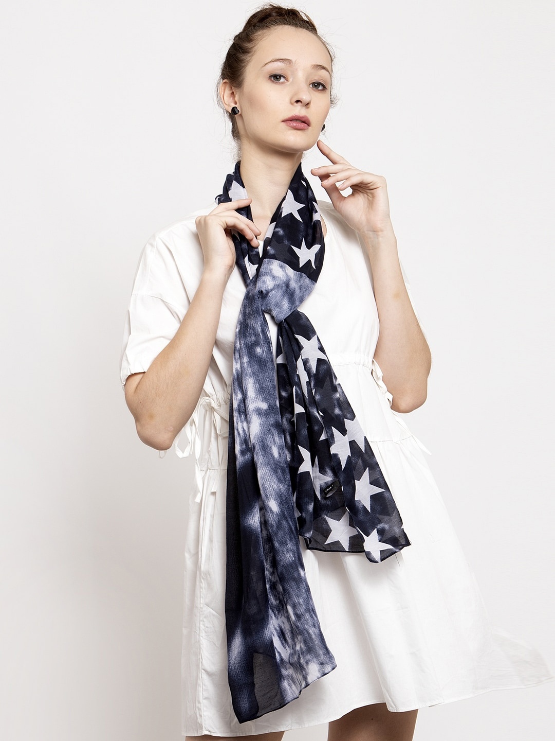 

J Style Women Navy Blue Printed Stole