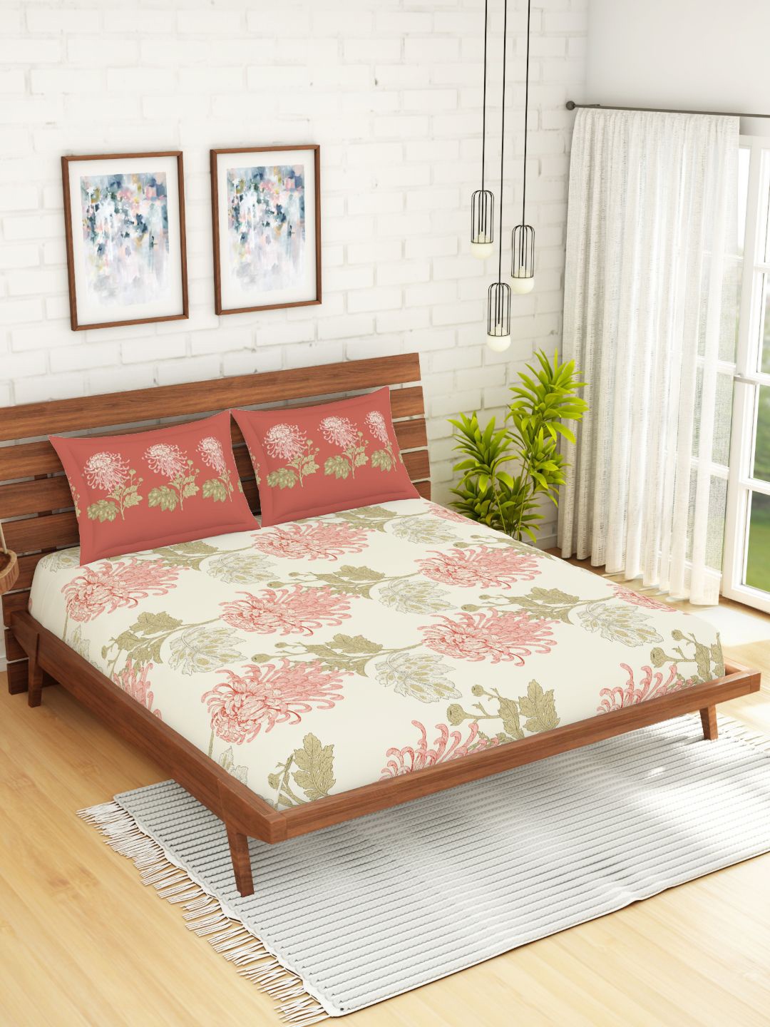 

Spaces Atrium Floral Orange 1 Queen Size Fitted Sheets With 2 Pillow Cover, Pink