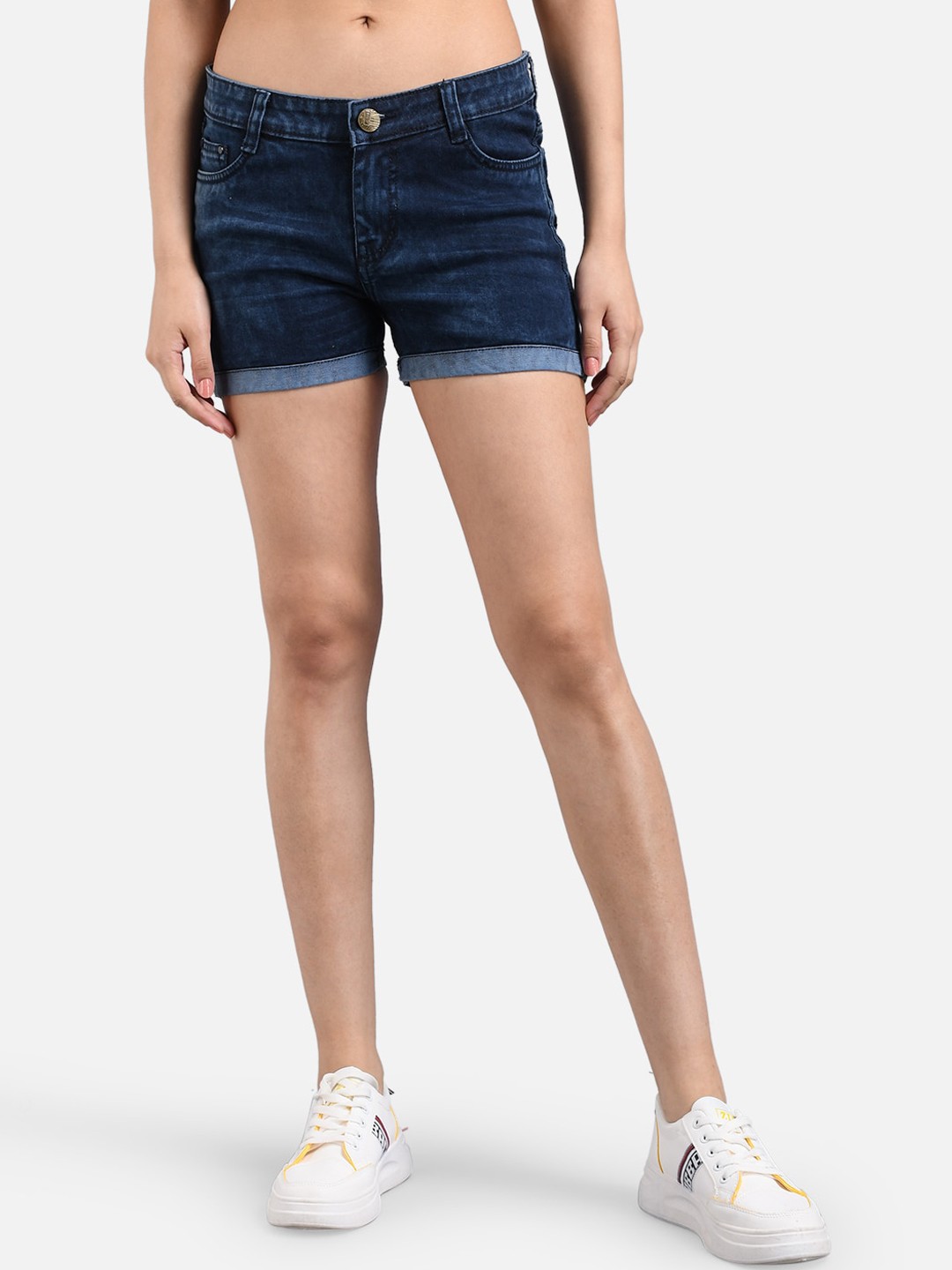 

The Dry State Women Blue Solid Regular Fit Denim Shorts