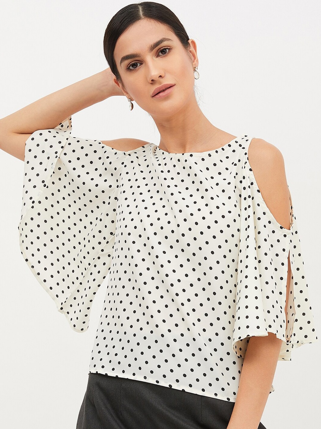 Harpa Women Cream-Coloured Printed Top