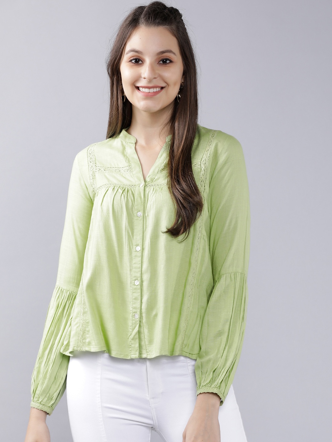 

Tokyo Talkies Women Green Solid Shirt Style Top