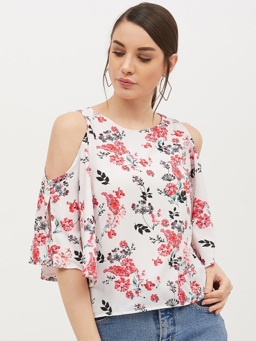 

Harpa Women Cream-Coloured & Red Floral Print Top