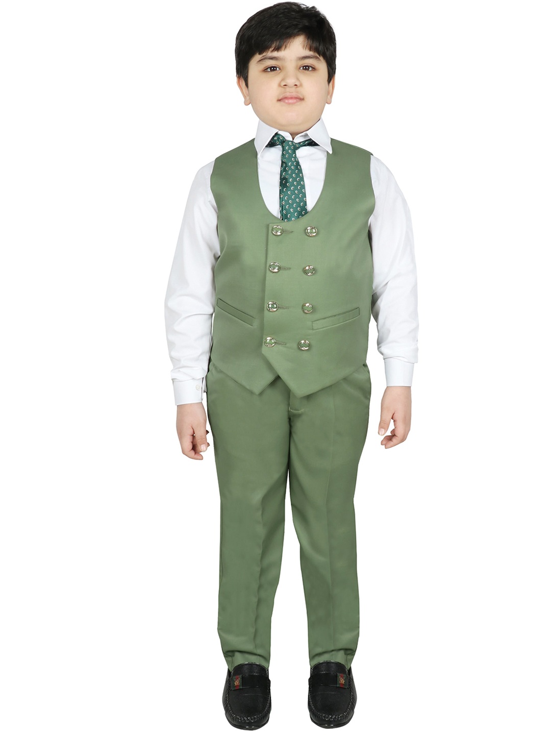 

SG YUVRAJ Boys Green Solid Party Suit