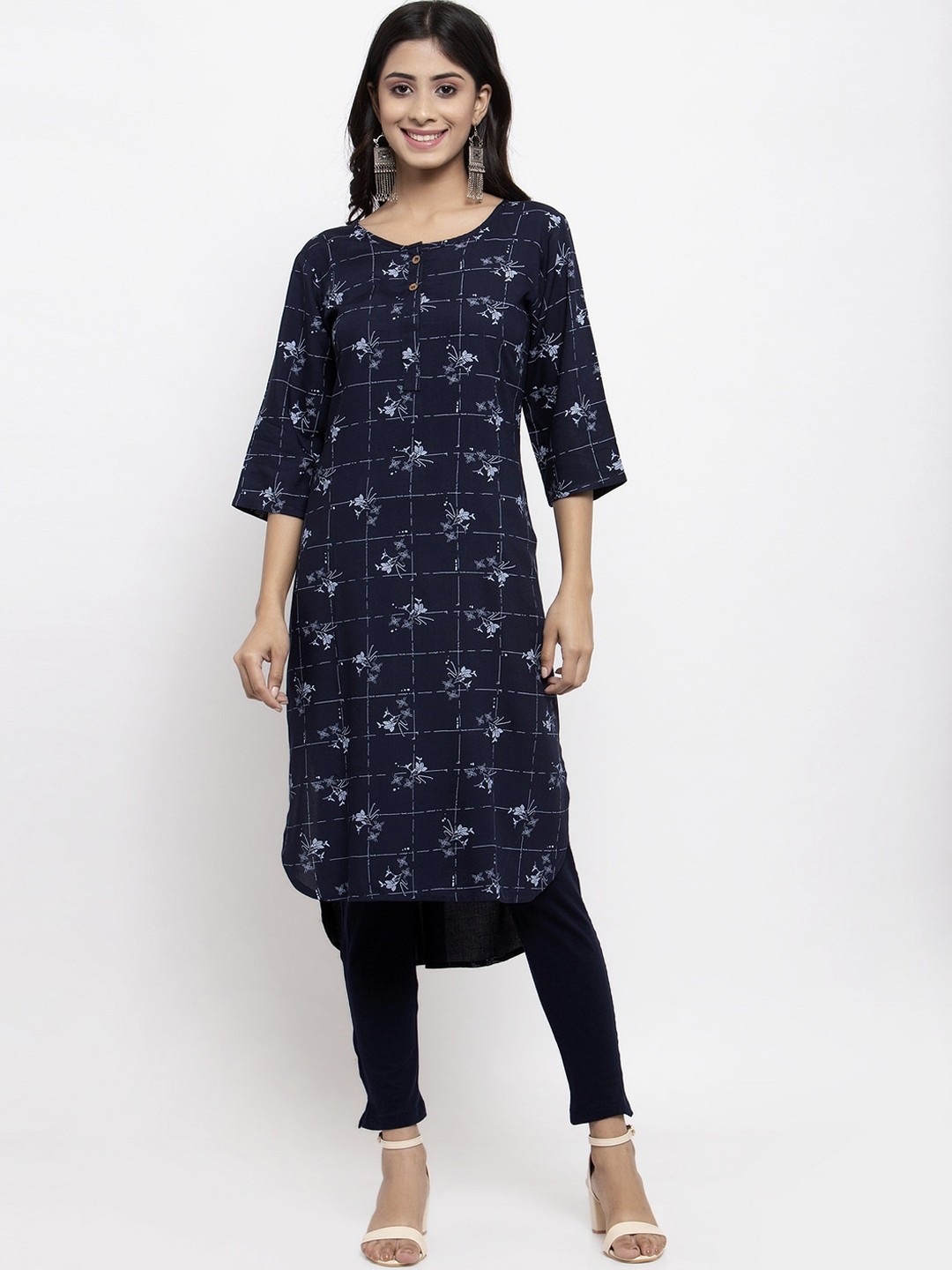 

NEUDIS Women Navy Blue Printed Straight Kurta