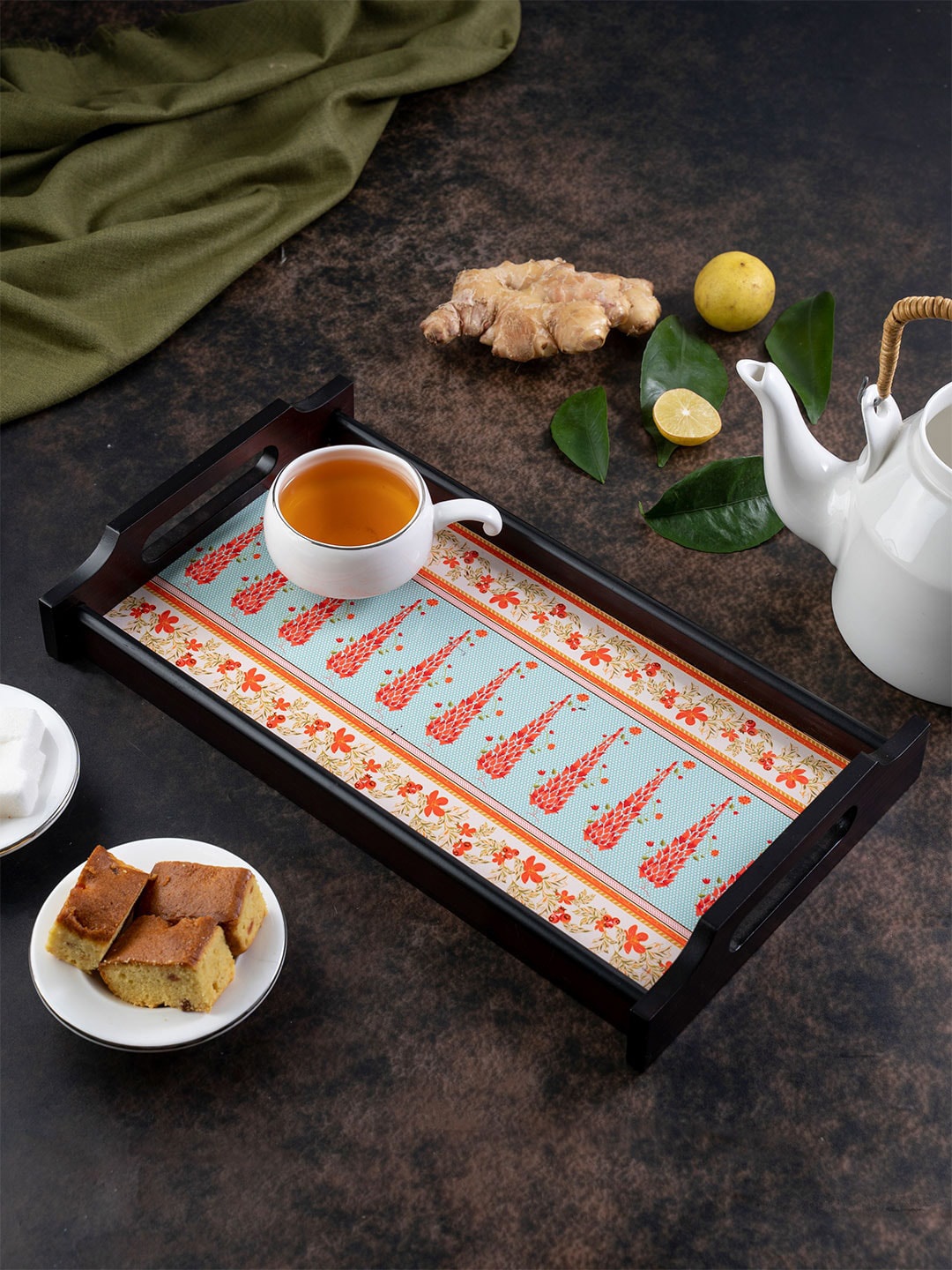 

KOLOROBIA Blue & White Printed Babur Large Wooden Tray