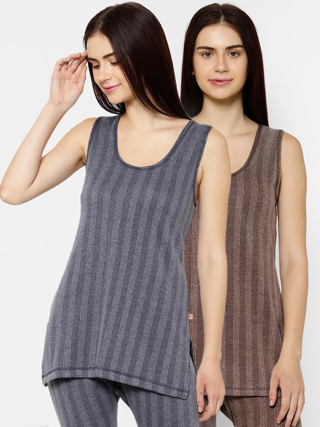 

VIMAL JONNEY Women Pack Of 2 Striped Thermal Tops, Blue