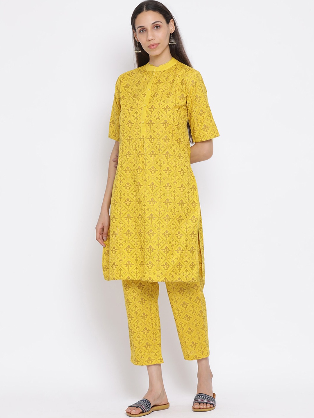 Span Women Mustard Printed Cotton Kurta with Trousers