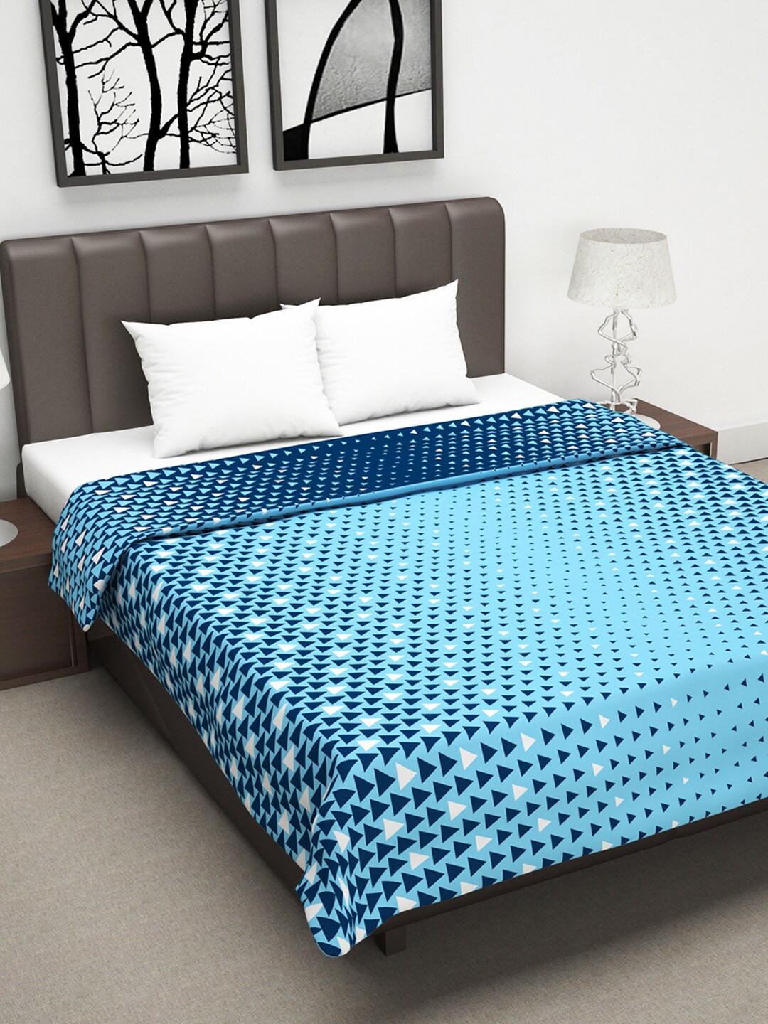 

Divine Casa Blue Geometric Printed 110 GSM AC Room Reversible Double Bed Dohar, Navy blue
