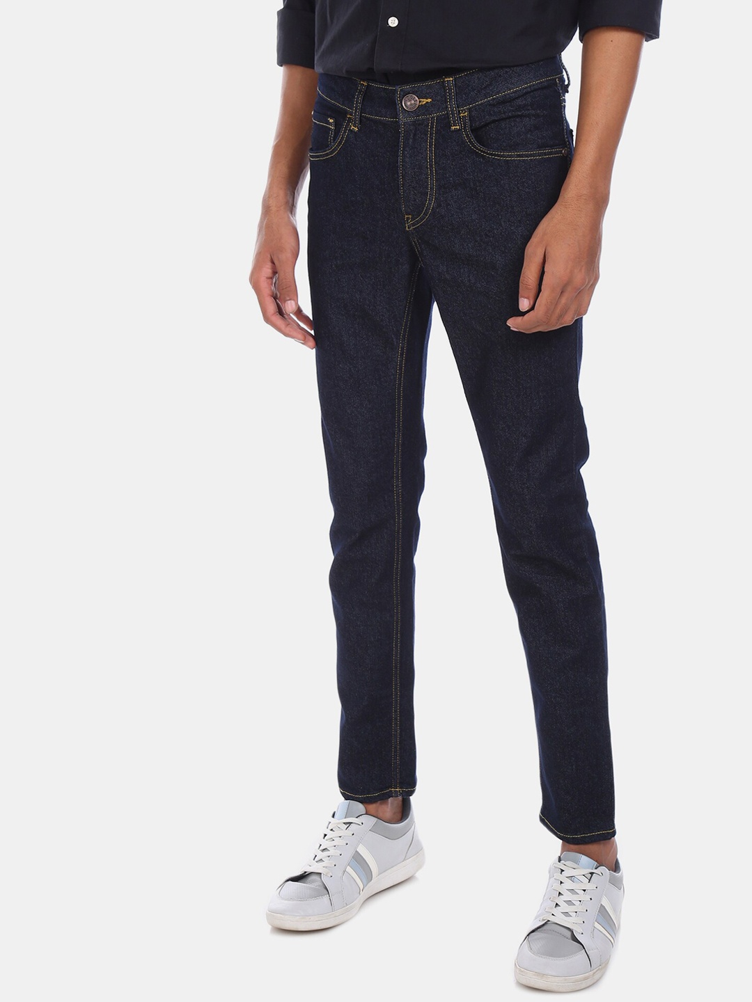 

Colt Men Navy Blue Regular Fit Mid-Rise Clean Look Stretchable Jeans