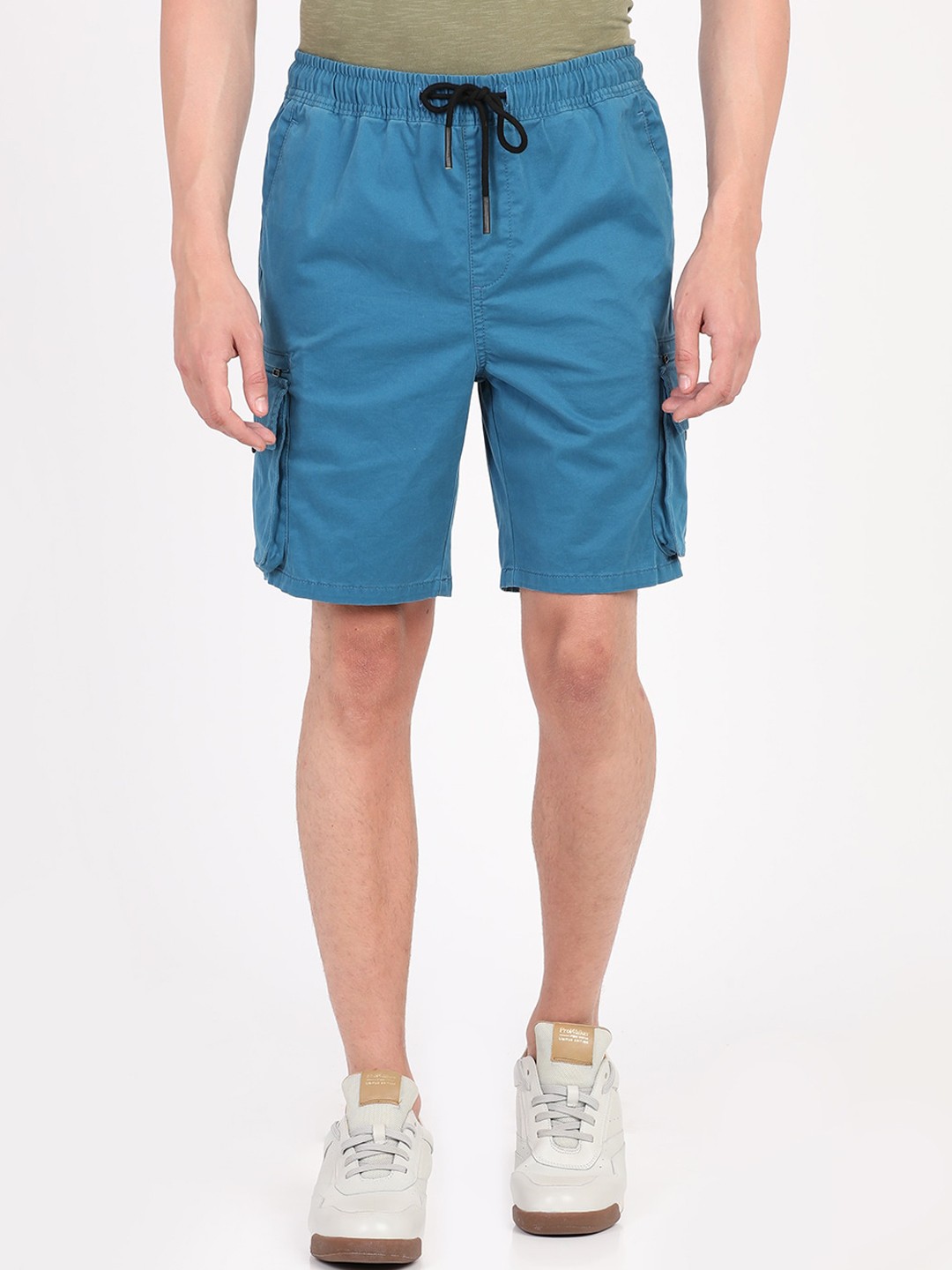

Breakbounce Men Blue Solid Regular Fit Cargo Shorts
