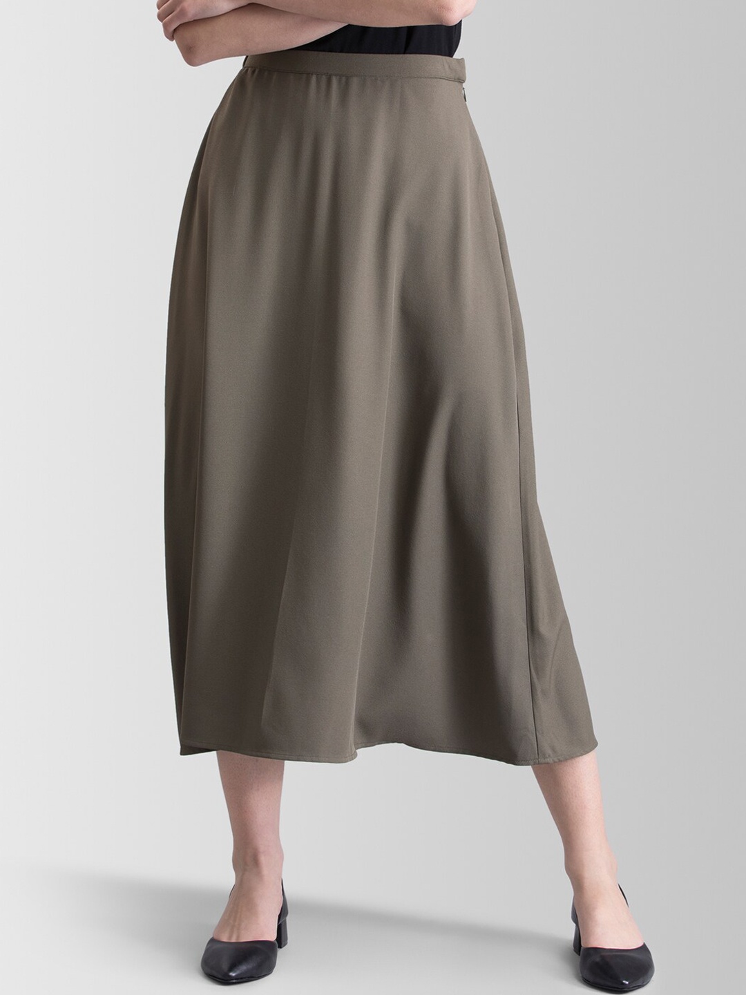 

FableStreet Women Olive Green Solid Flared Skirt