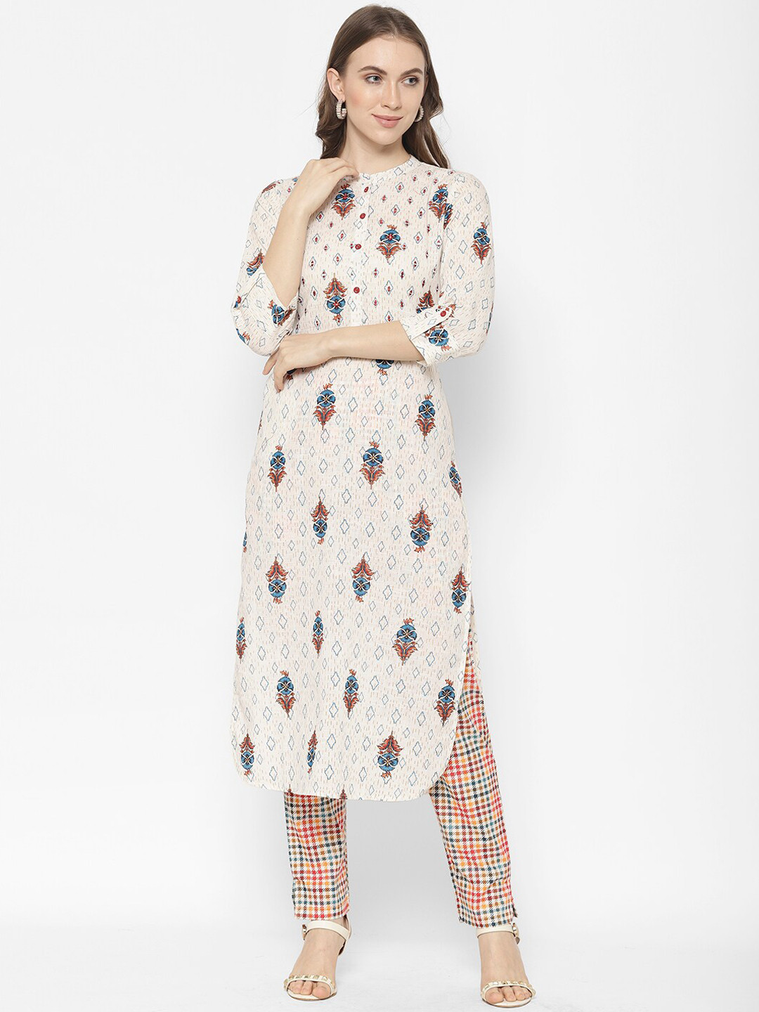

Ramas Women White Floral Printed Regular Pure Cotton Kurta with Trousers