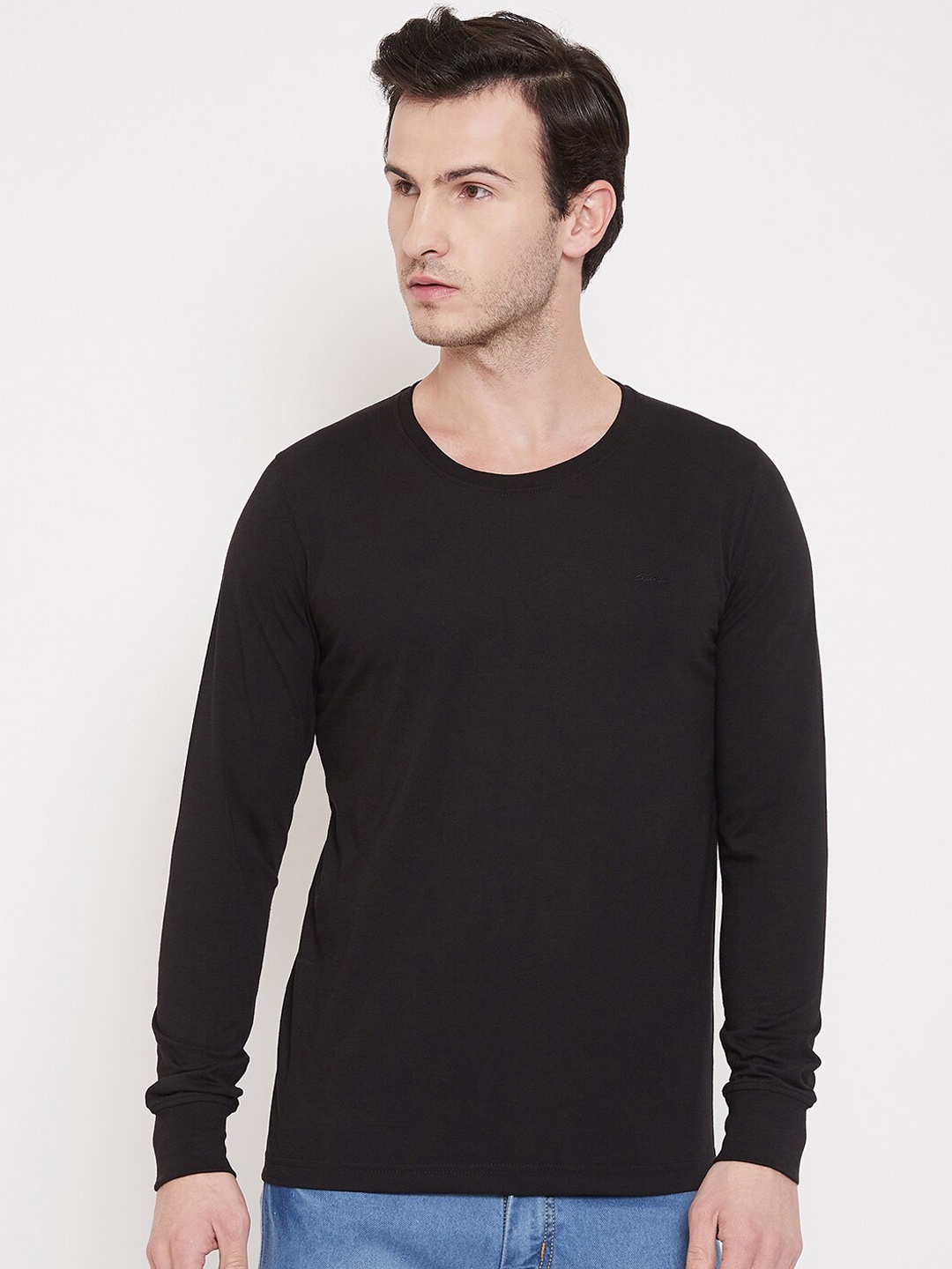 Adobe Men Black Solid Round Neck T-shirt