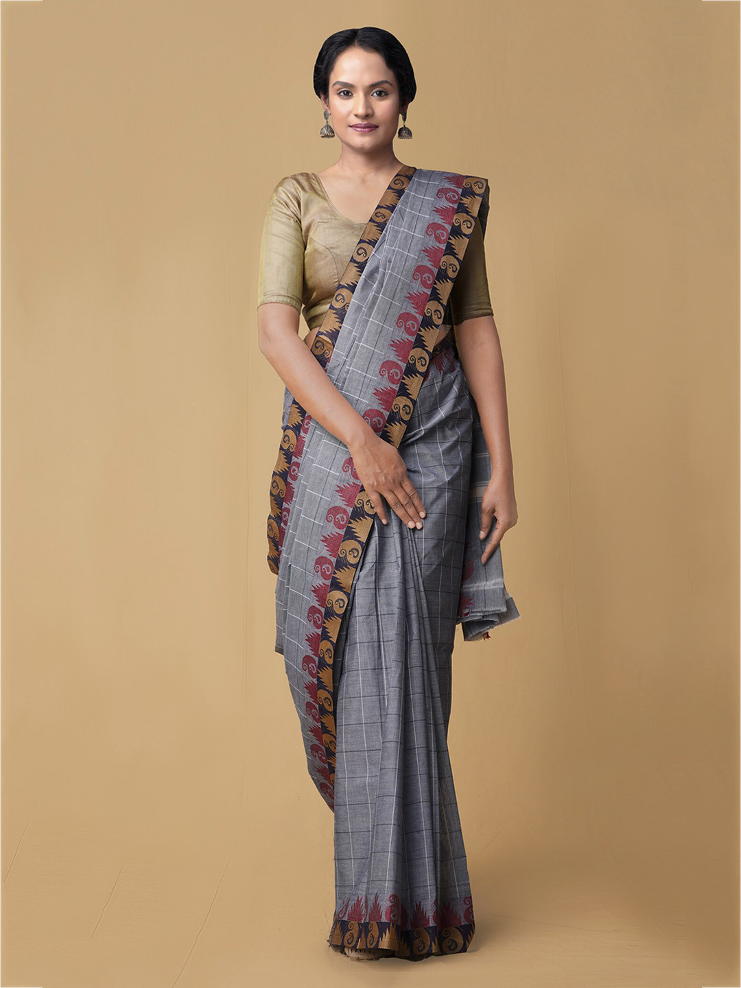 

Unnati Silks Grey Pure Cotton Checked Chettinad Saree