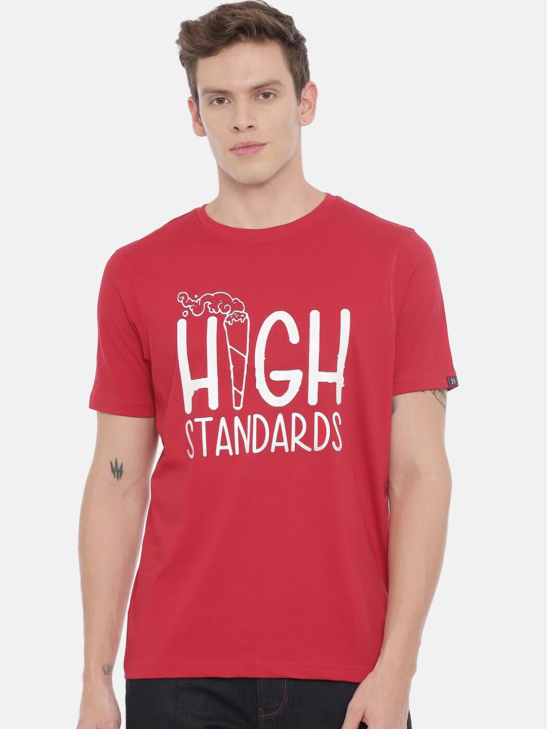 

Bushirt Men Red Printed Round Neck T-shirt