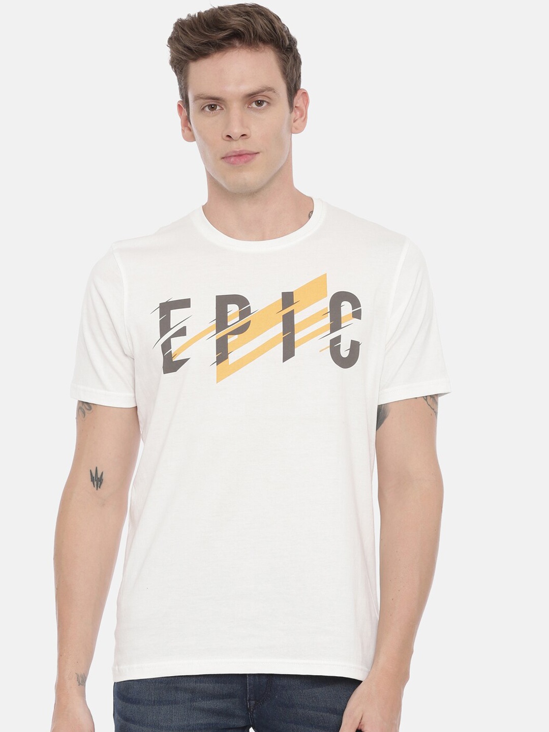

Bushirt Men White Printed Round Neck T-shirt