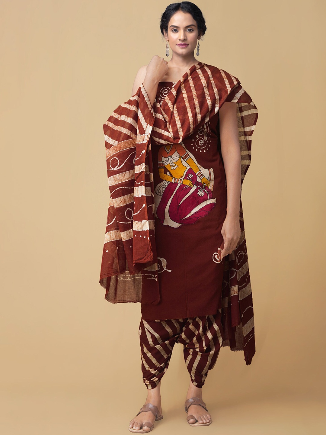 

Unnati Silks Women Brown & Beige Floral Printed Unstitched Dress Material