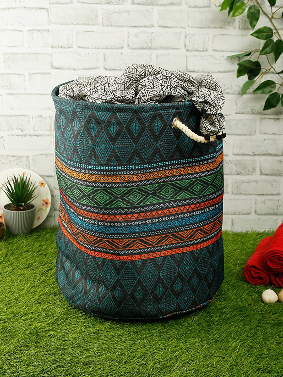 ROMEE Teal & Orange Printed Foldable Laundry Bag With Carry Handles